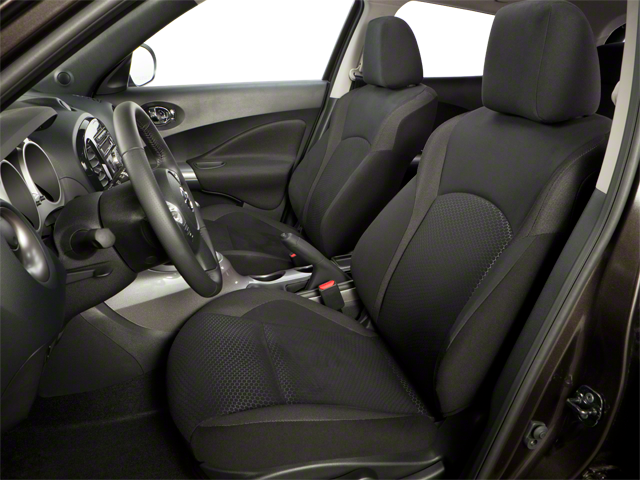 2013 Nissan Juke SV photo 4