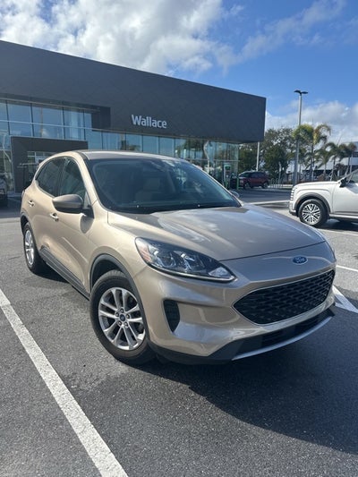 2020 Ford Escape SE