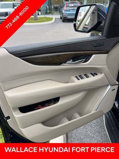 2019 Cadillac Escalade Luxury
