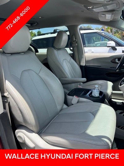 2019 Chrysler Pacifica Touring L
