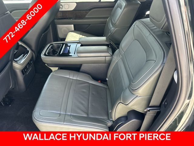 2022 Lincoln Navigator L Black Label