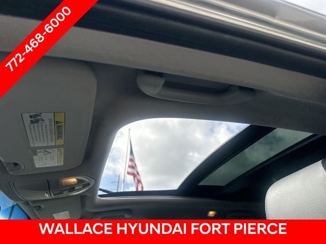 2017 Hyundai Santa Fe Sport 2.0T Ultimate