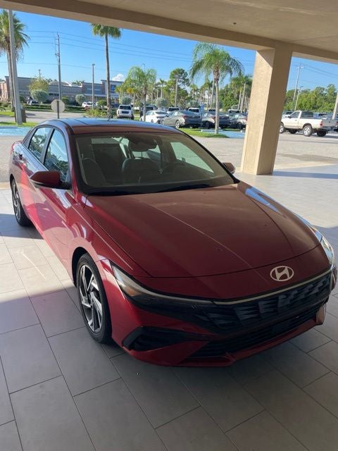 2024 Hyundai Elantra Limited