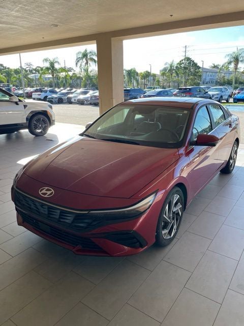 2024 Hyundai Elantra Limited