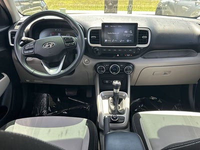 2024 Hyundai Venue SEL