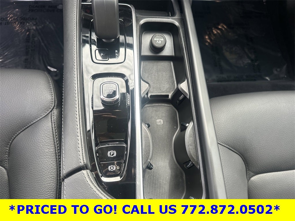 2025 Volvo XC90 B6 Plus 7-Seater