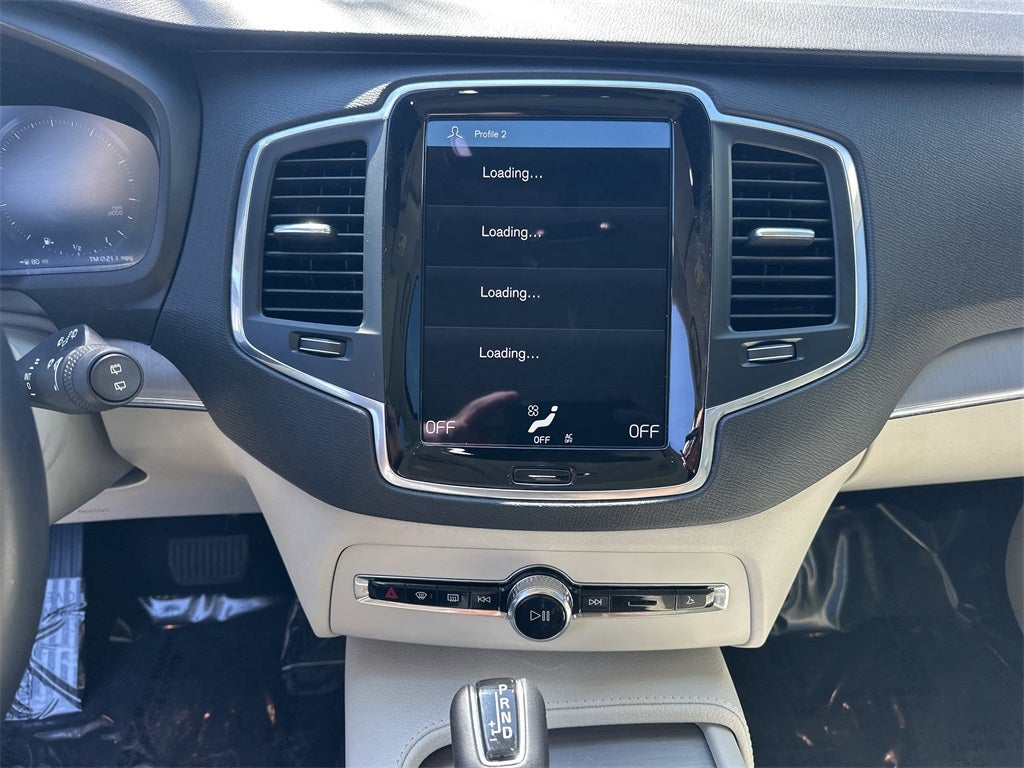 2021 Volvo XC90 T5 Momentum