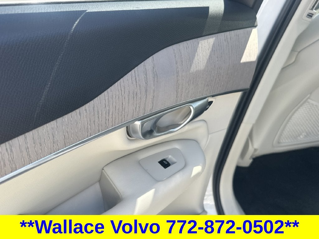 2024 Volvo XC90 Recharge Plug-In Hybrid T8 Plus 6 Passenger