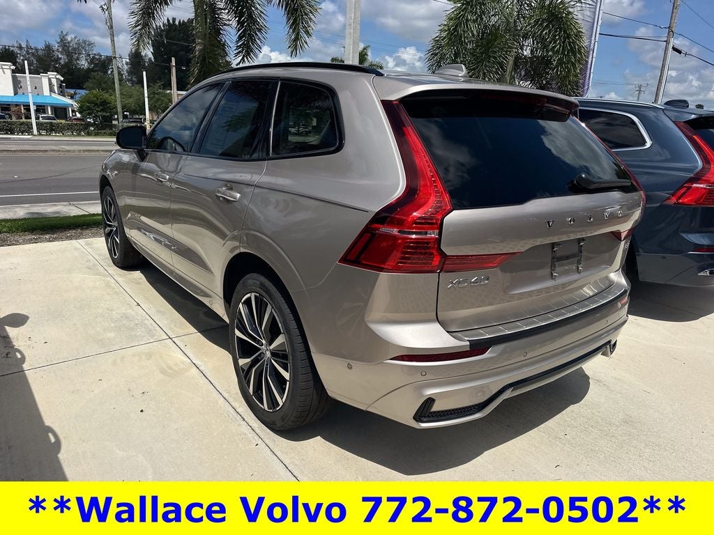 2024 Volvo XC60 B5 Plus Dark Theme