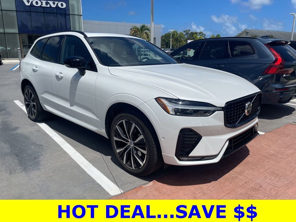 2023 Volvo XC60 B5 Plus Dark Theme