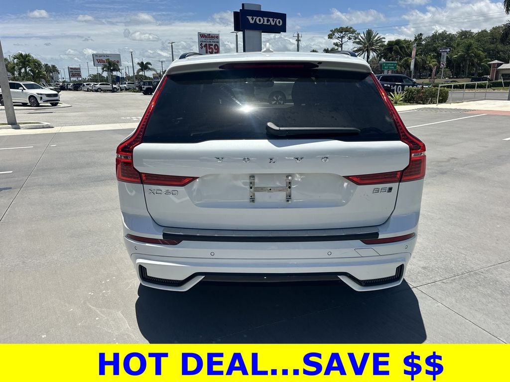 2023 Volvo XC60 B5 Plus Dark Theme