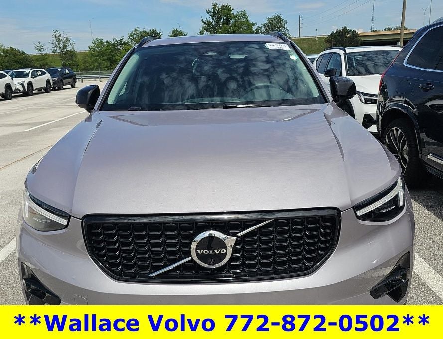 2026 Volvo XC40 B5 Plus