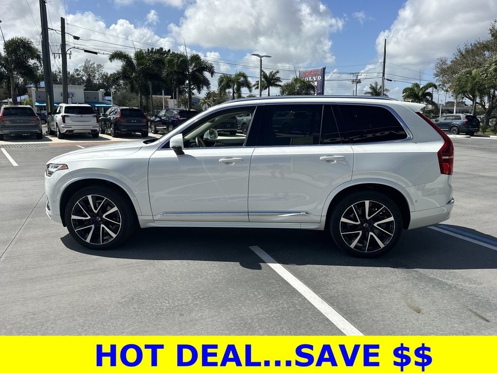 2025 Volvo XC90 B5 Plus