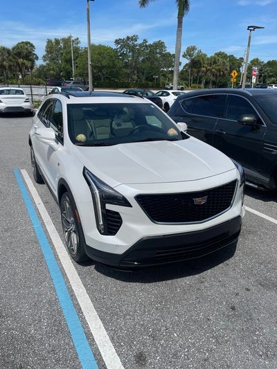 2023 Cadillac XT4 Sport **ONE OWNER**