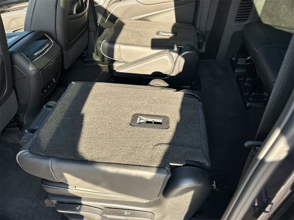 2024 Cadillac Escalade ESV Sport Platinum