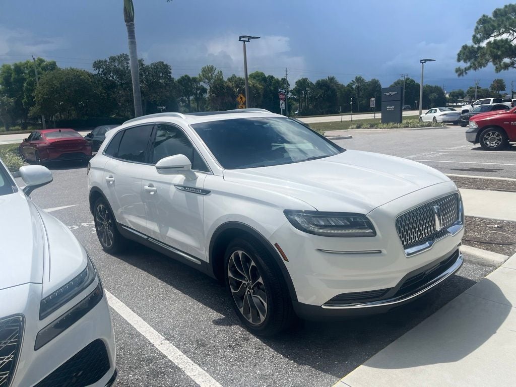 2023 Lincoln Nautilus Reserve