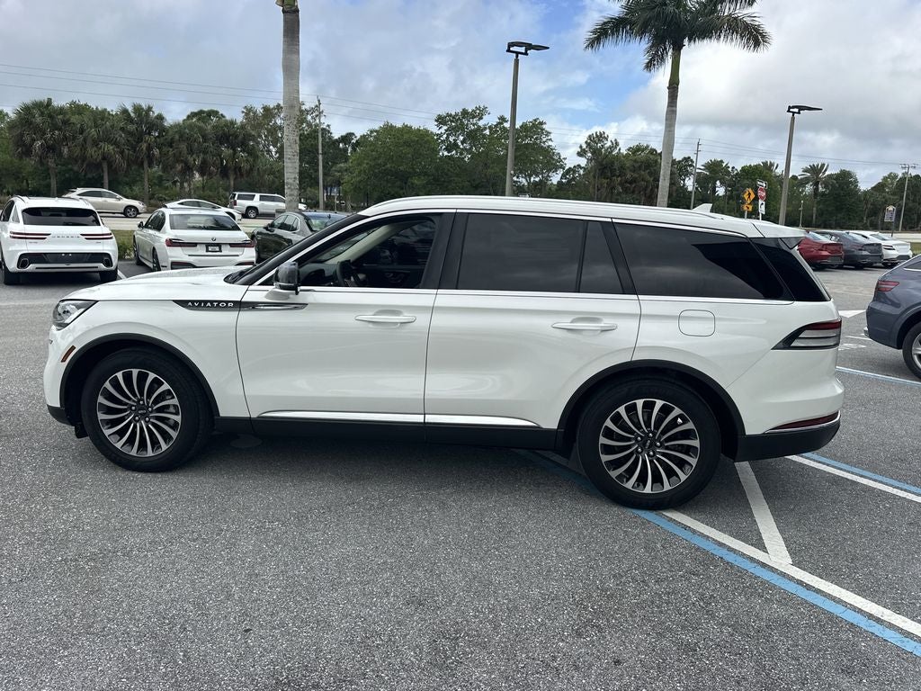 2023 Lincoln Aviator Standard