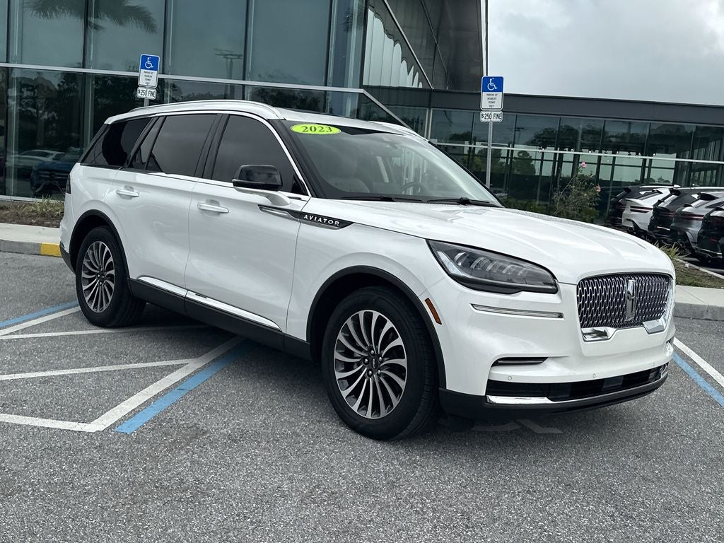 2023 Lincoln Aviator Standard