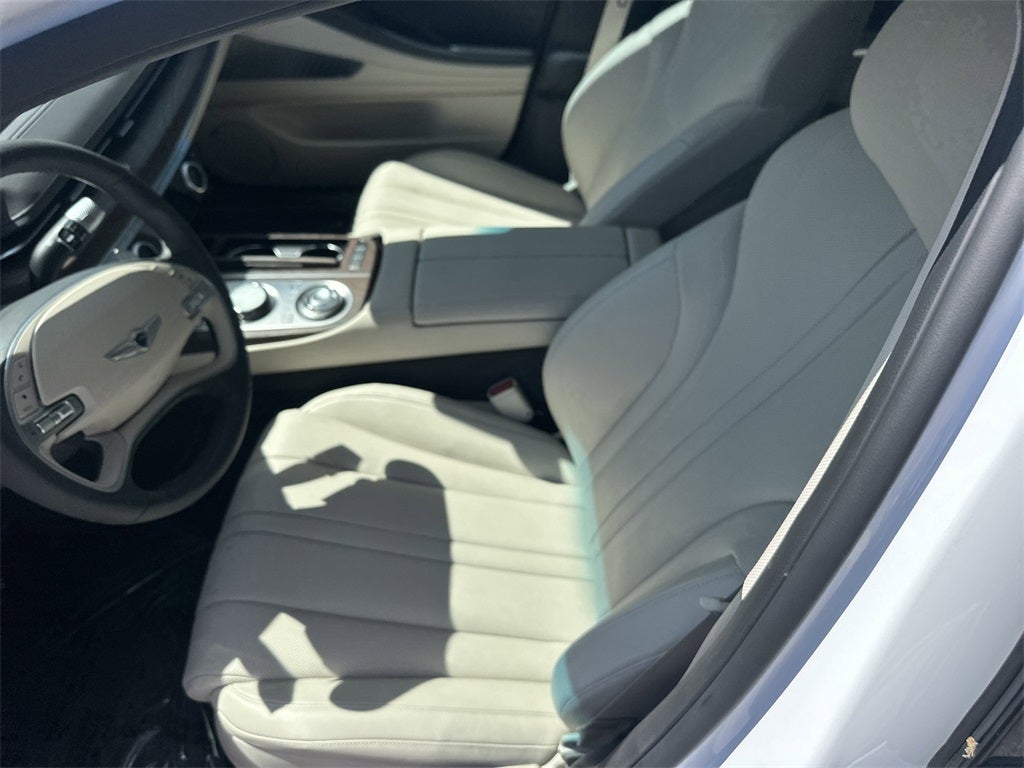 2023 Genesis G80 2.5T