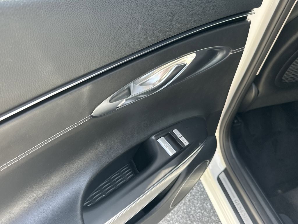 2023 Genesis GV70 2.5T