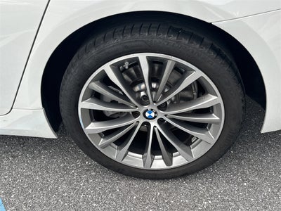 2022 BMW 5 Series 530i