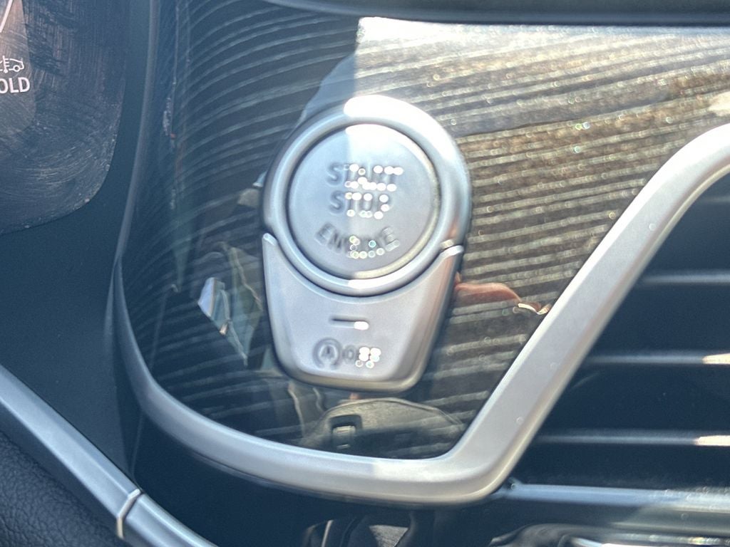 2021 BMW 7 Series 740i