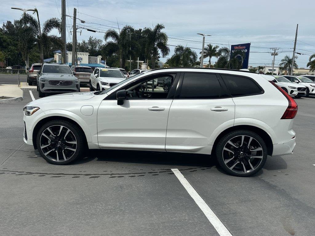 2024 Volvo XC60 Recharge Plug-In Hybrid Ultimate