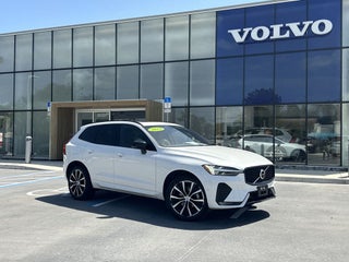 2023 Volvo XC60 B5 Plus Dark Theme