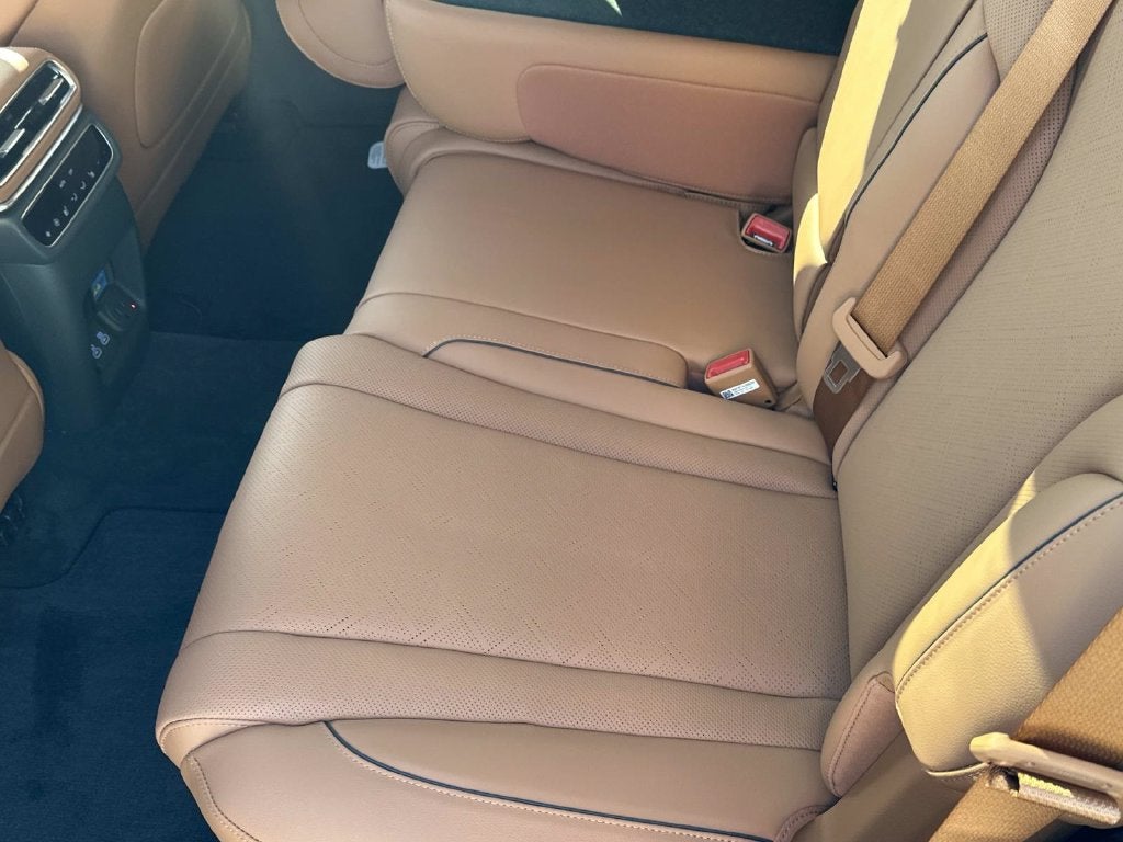 2027 Genesis GV80 2.5T PRESTIGE