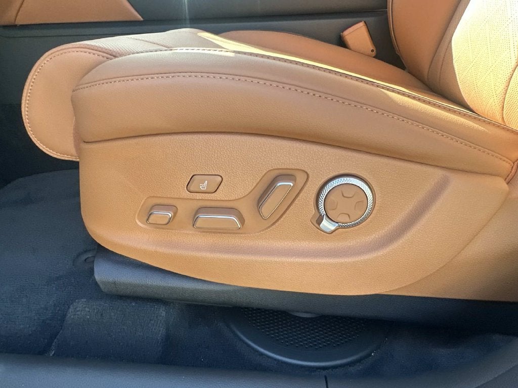 2027 Genesis GV80 2.5T PRESTIGE