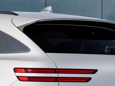 2027 Genesis GV70 Base