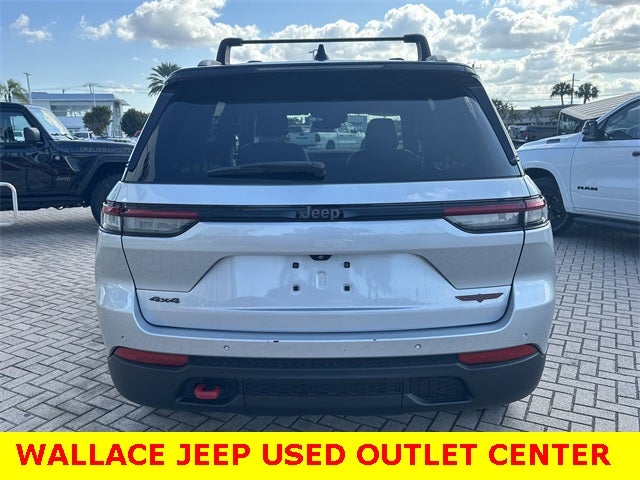 2022 Jeep Grand Cherokee Trailhawk