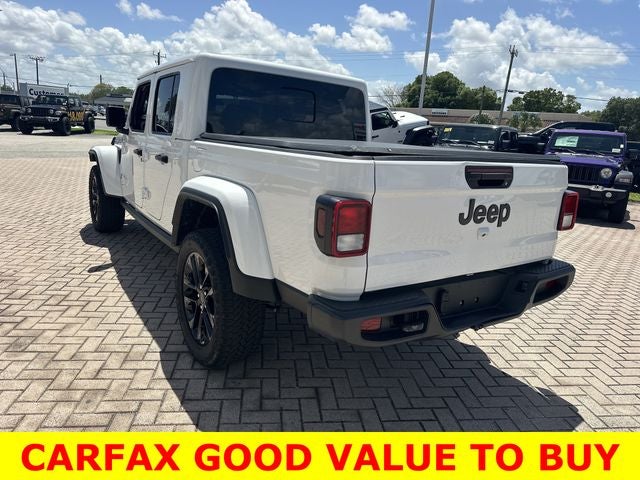 2025 Jeep Gladiator Nighthawk