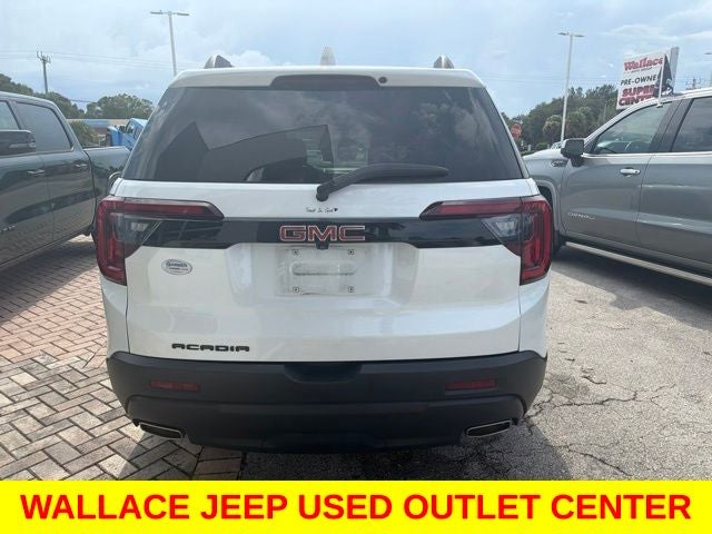 2023 GMC Acadia SLT