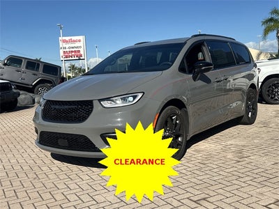 2025 Chrysler Pacifica Limited