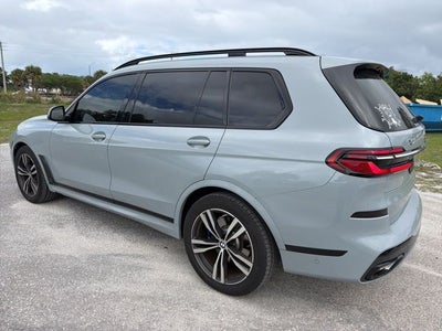 2023 BMW X7 xDrive40i