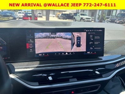 2025 BMW X7 M60i