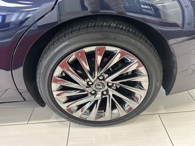 2025 Lexus ES 350 Ultra Luxury