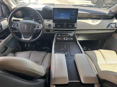 2023 Lincoln Navigator L Reserve