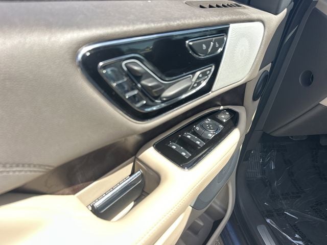 2023 Lincoln Navigator L Reserve