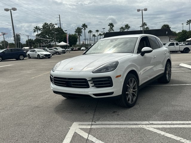 2022 Porsche Cayenne Base