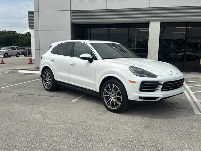 2022 Porsche Cayenne Base