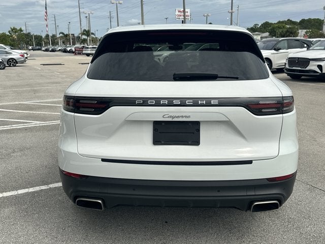 2022 Porsche Cayenne Base