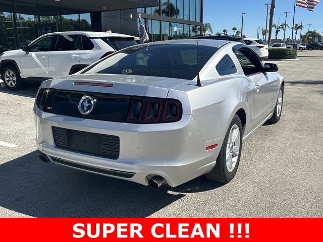 2014 Ford Mustang V6