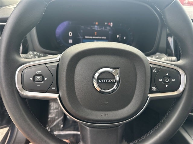 2024 Volvo S60 B5 Core Dark Theme