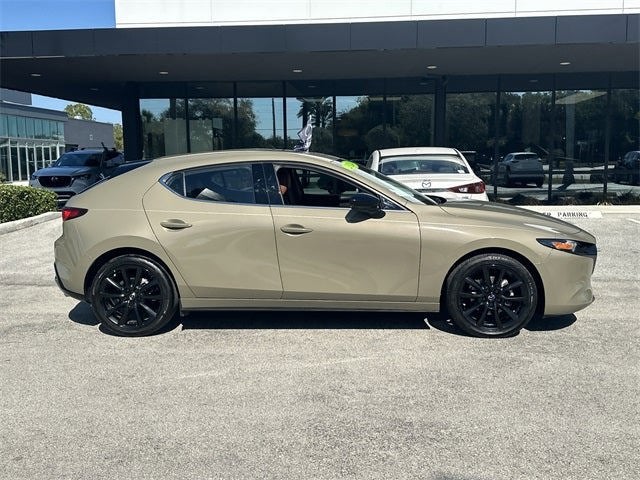 2024 Mazda Mazda3 2.5 Carbon Turbo