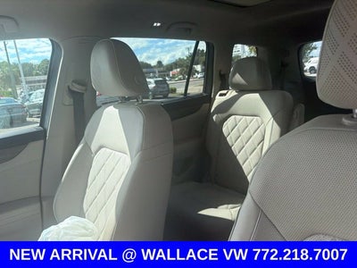 2025 Volkswagen Atlas 2.0T SEL Premium R-Line