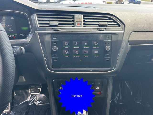 2024 Volkswagen Tiguan 2.0T SE R-Line Black