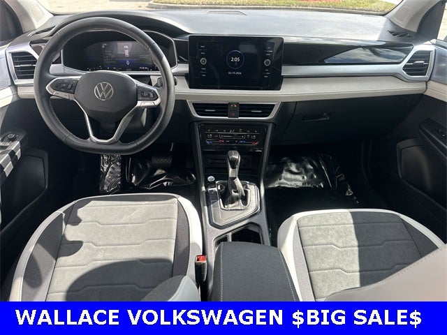 2025 Volkswagen Taos 1.5T SE