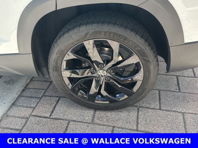 2024 Volkswagen Taos 1.5T SE